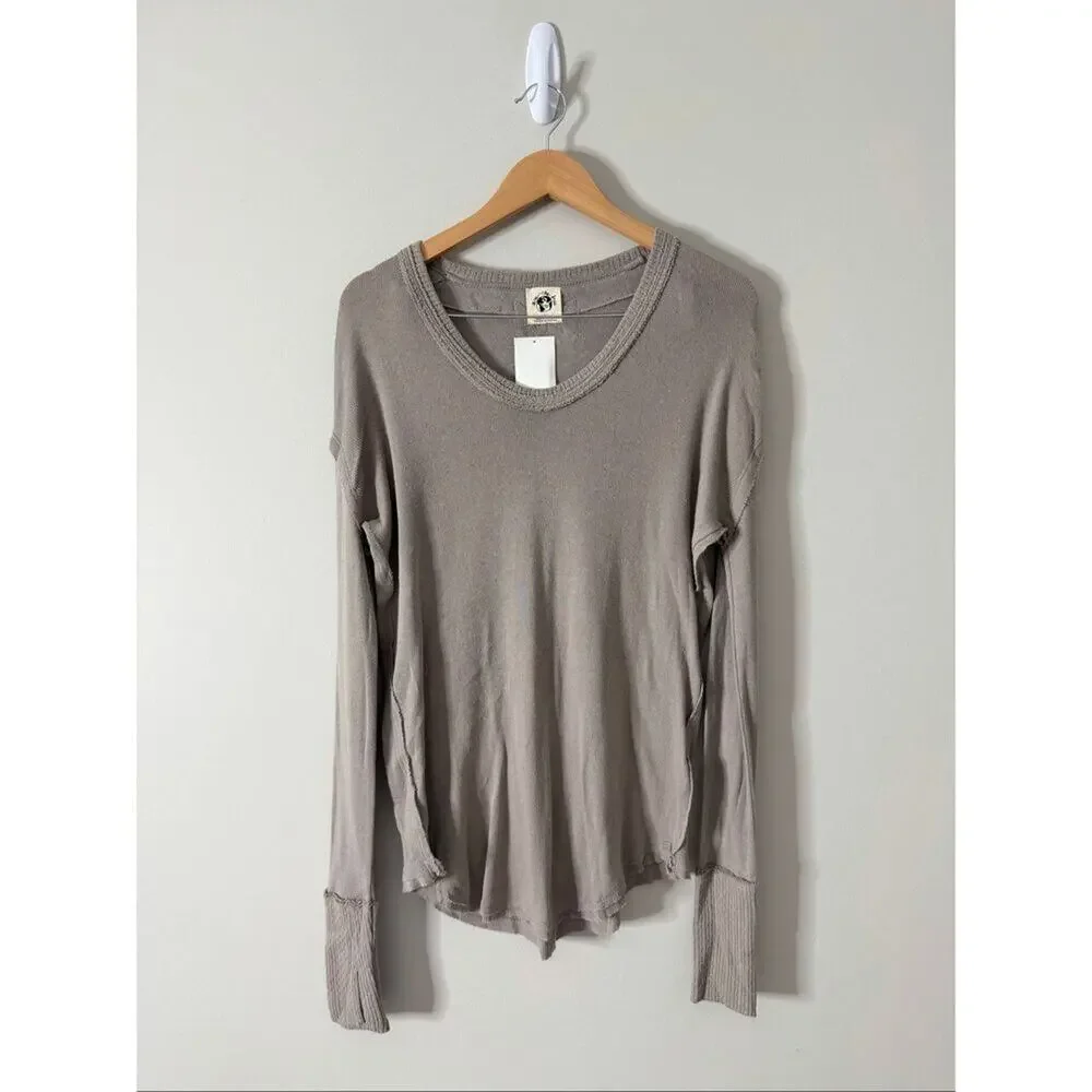 Free People Colby Raw Edge Top in Atmosphere Pullover Size Large NEW‎